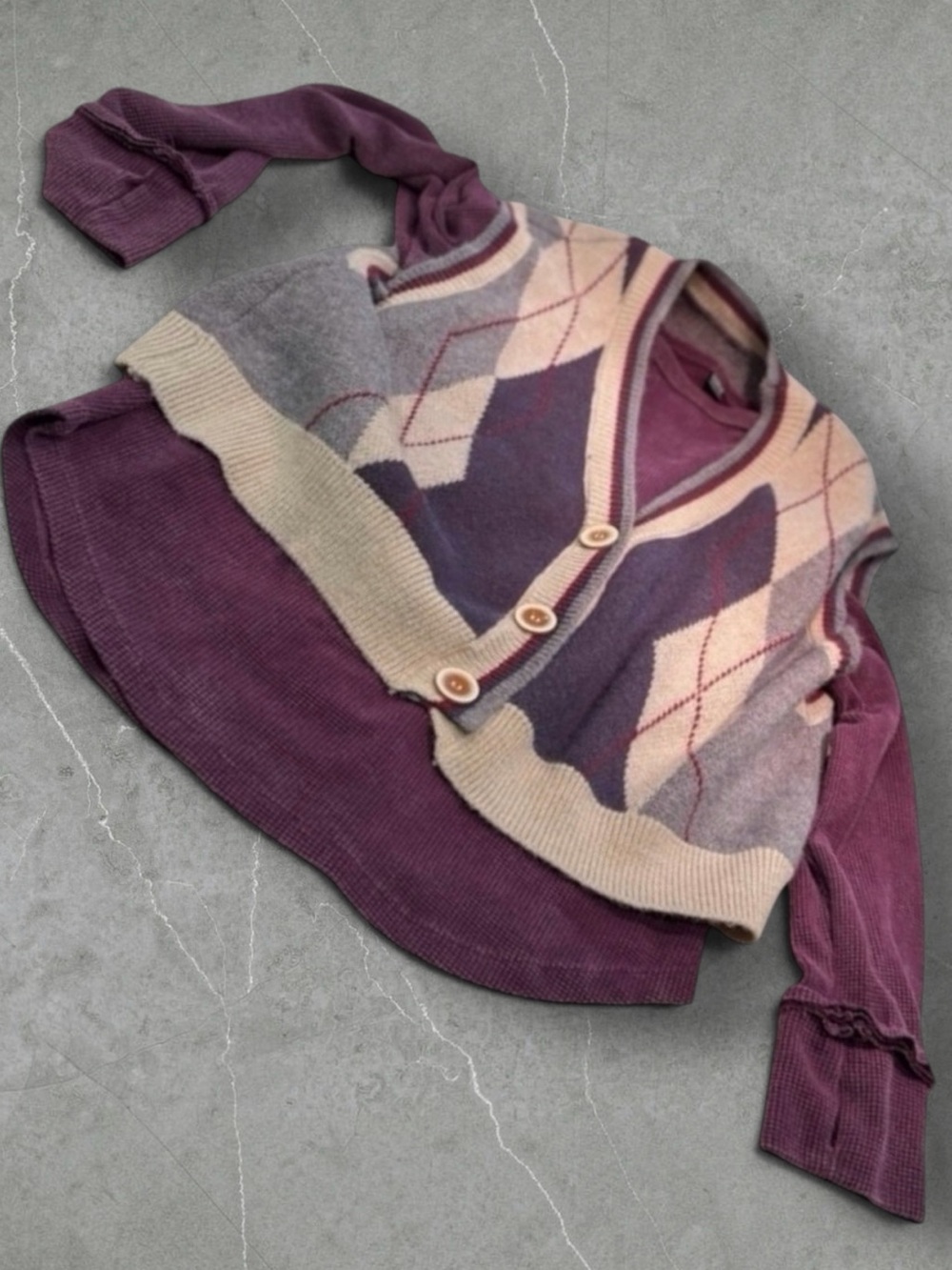 SHEIN Argyle Knit Vest Great for Layering Neutral Size Large